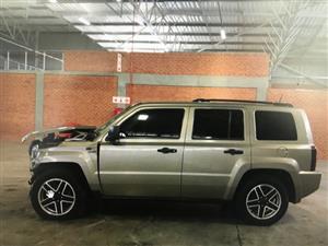 Jeep Patriot 2.4 petrol  Stripping for spares 