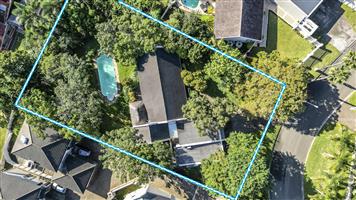 Modern Finishes meet glitz and glamour