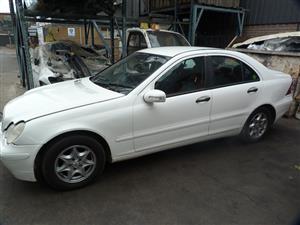 Mercedes C180K W203 1.8 Petrol AT 2719 White - 2003 STRIPPING FOR SPARES.