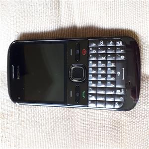 Nokia E5.
