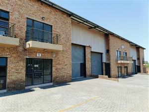 Fantastic Mini Warehouse to let in Stormill, in close proximity to Main Reef road and large industrial hub.