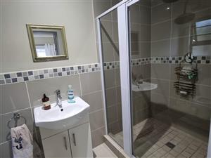 Townhouse For Sale in Baysville