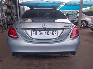 2017 MERCEDES BENZ 205 C-200 ENGINE CAPACITY AMG AUTOMATIC DSG PETROL BLUE SERVICE HISTORY SUNROOF.