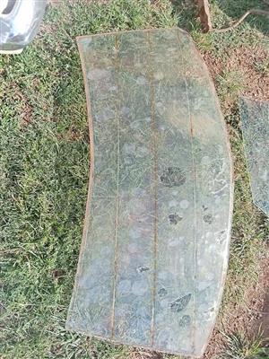 Chevrolet 2.5 rear windscreen