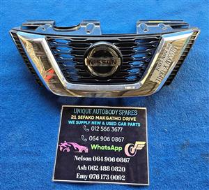 Nissan X-Trail Main Grill Facelift