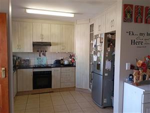 Townhouse For Sale in Annlin