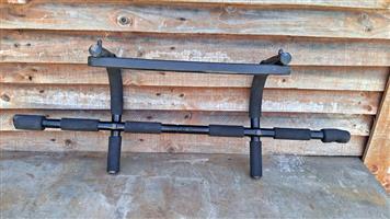 Pull Up Bar