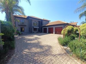 House For Sale in Highveld