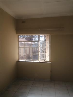 Big bedroom to rent / let in Gresswold