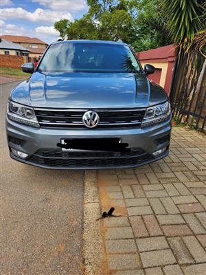 2019 VW Tiguan1 DSG comfortline with 134000km(SUV) full service history,grey col