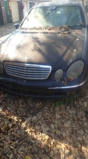 Stripping Mercedes Benz E270 CDI Now