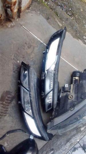 HYUNDAI VENUE HEADLIGHTS