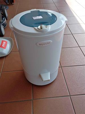 Spindel 4.5kg Laundry Spin Dryer, 6 Months Warranty at Cash Converters Blairgowrie Plaza Randburg
