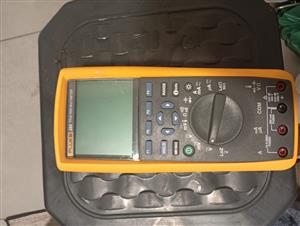 Fluke 289 brand new from the box. Never used. Proof of purchase available 