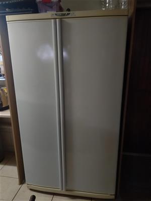 Defy Fridge/Freezer Dubble Combination 