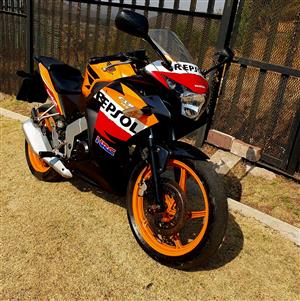 2013 HONDA CBR 125R REPSOL 