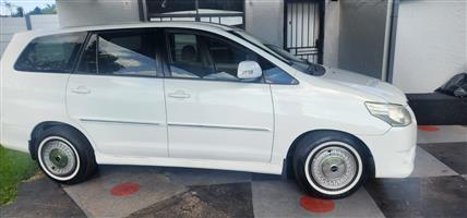 Toyota Innova 2.7 VVTi 2015 model for sale