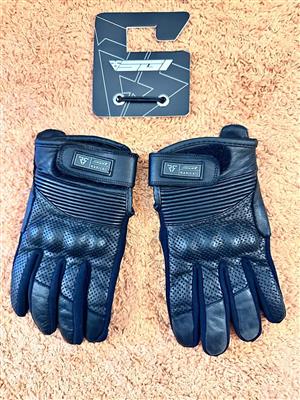 BRAND NEW - SGI Manila Ladies Motorcycle Gloves - Black Leather XS