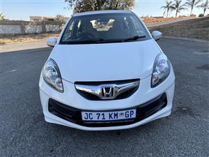 2015 Honda Brio 
