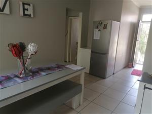 Neat & Sunny 2 Bedroom Unit in Secure Gated Complex