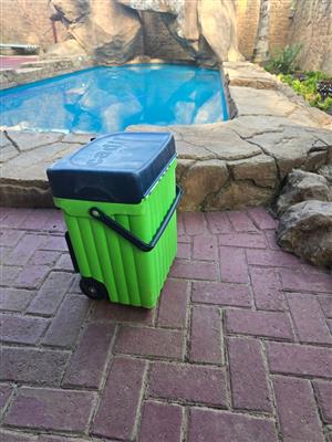 Caddi school carrier