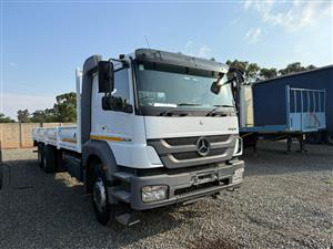 USED 2015 MERCEDES-BENZ 2628 AXOR WITH 8.5M DROPSIDE BODY FOR SALE