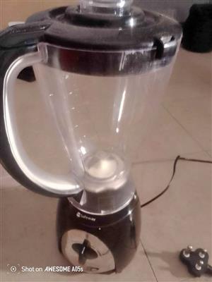 1.5l FRUIT BLANDER ( new)