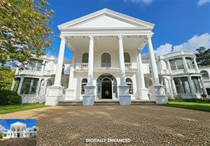 House For Sale in Constantia