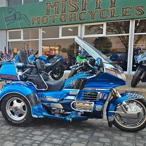 2005 Honda Goldwing with Trailer