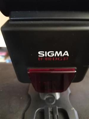 Sigma EF-610 DG ST External flash vir Canon kamera
