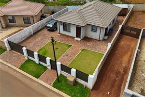 Move-In Ready 3-Bedroom Home in Mohlakeng