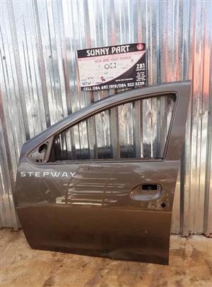 Renault Sandero Door