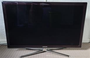 40inch Samsung LED television, model number UA40C7003WRXXA