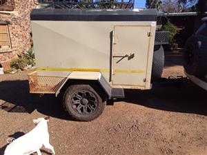 Venter Traveller Trailer 2001 model 1.6-Ton