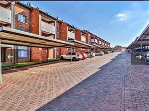 2 Bedroom and 1 bathroom Apartment for Sale in Etude Estate Midrand
