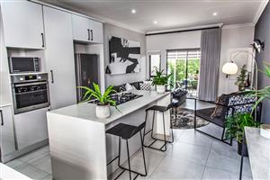 LUXURY UNIT IN BRYANSTON JHB