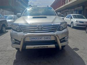 2014 TOYOTA FORTUNER 3.0 D4D DIESEL, 4X4 AUTOMATIC TRANSMISSION, SILVER COLOUR, 105000KM, 