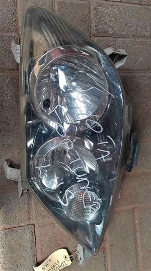 Toyota Fortuner Left Hand Side headlight