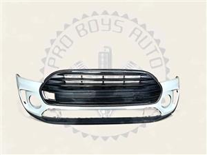 MINI COOPER F54 CLUBMAN S FRONT BUMPER AND MAIN GRILL AVAILABLE FOR SALE IN EXCELLENT CONDITION