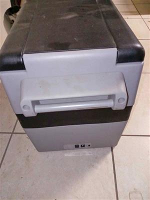 Bush baby camping fridge Working