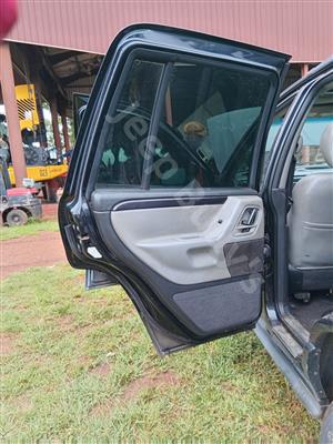 Rear Doors (L&R) Jeep Grand Cherokee WJ 2004 Auto - Jeep Spares
