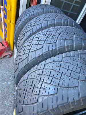 Bakkie tyres 255/60/R18 General Grabber  de set  Call zero Adress 15 Cawood street