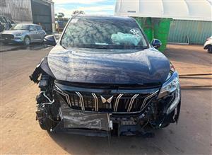 Mahindra  xuv stripping for spares