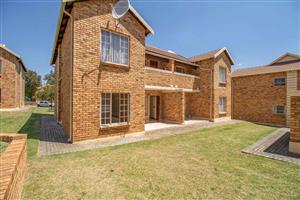 Apartment For Sale in Honeypark