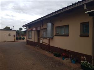 3 Bedroom Hous To Rent Roseville Pretoria