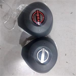 Nissan Navara  Steering airbag