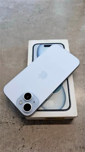 iPhone 15 blue