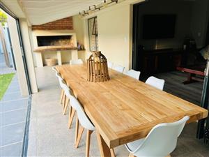 Handcrafted Tables for Homes & Restaurants oregon pine and other hardwood