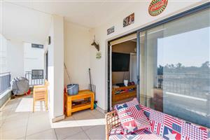 Apartment For Sale in Modderfontein