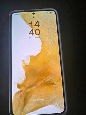 Samsung Galaxy S22 256GB | Excellent Condition | Wireless Charging | Great Deal